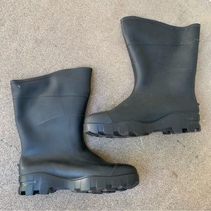 Women's Black Winter Rain Boots